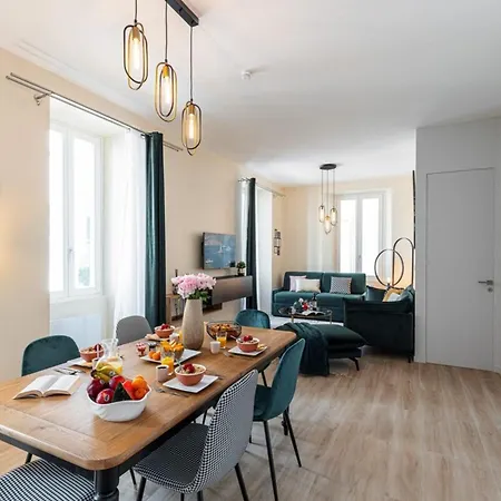 Gesu - 2 Bedroom In Old Town - Gesu Square 니스