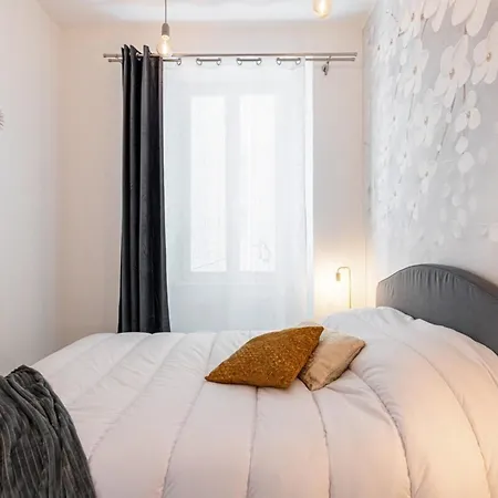 아파트 Gesu - 2 Bedroom In Old Town - Gesu Square