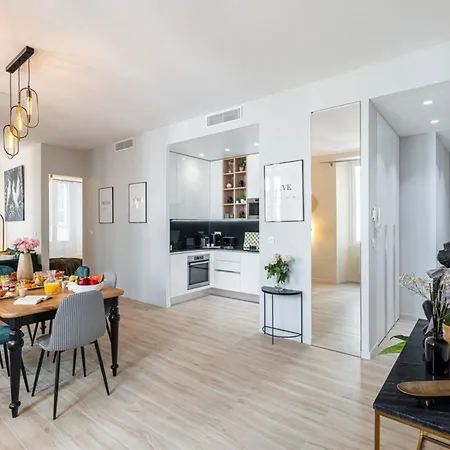 アパート Gesu - 2 Bedroom In Old Town - Gesu Square ニース